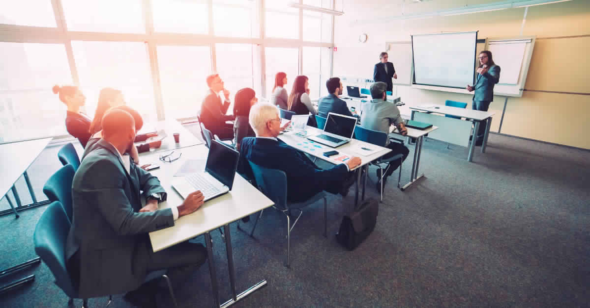 ورش تطوير الشركات